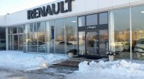 15_002-Autosalón Renault Michalovce